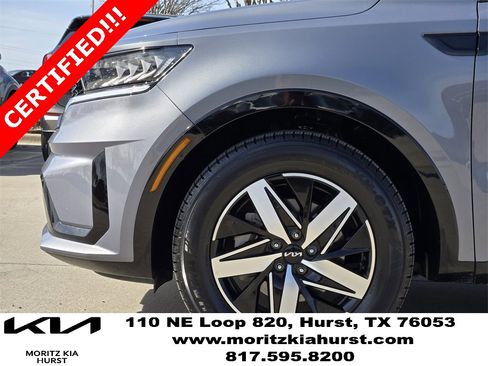 Certified 2023 Kia Sorento S w/ Panoramic Sunroof Package image 14