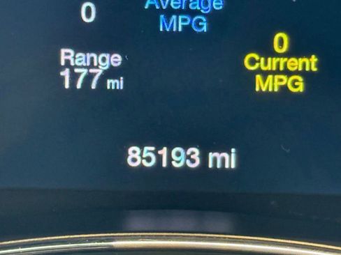 Used 2021 Jeep Grand Cherokee Laredo X AWD/4WD image 34