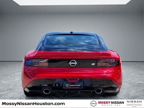 Certified 2025 Nissan Z Performance w/ Floor Mat Package RWD image 6
