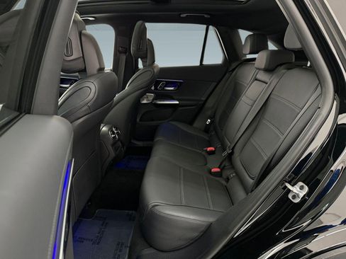 Used 2023 Mercedes-Benz GLC 300 image 13