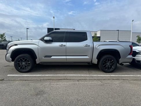 Used 2023 Toyota Tundra Platinum w/ Advanced Package AWD/4WD image 6
