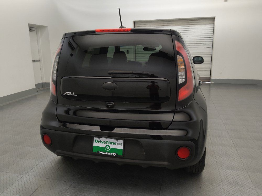 Used 2019 Kia Soul FWD image 7