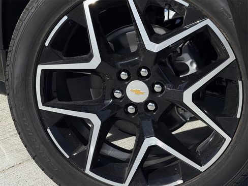 New 2026 Chevrolet Traverse High Country image 9