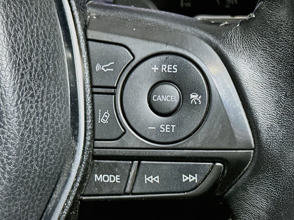 Used 2019 Toyota Camry SE w/ Convenience Package FWD image 36