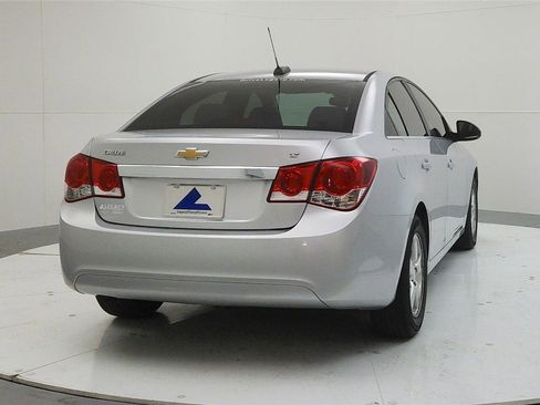 Used 2015 Chevrolet Cruze LT image 6