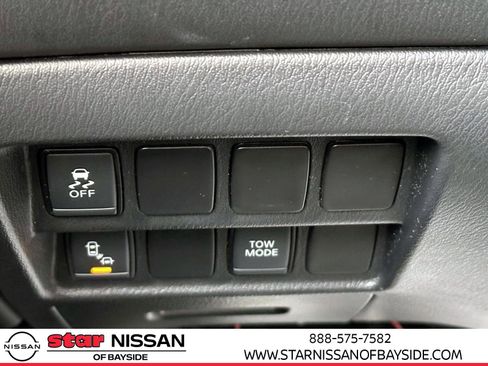 Used 2019 Nissan Pathfinder SV image 22