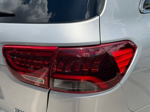 Used 2019 Kia Sorento EX w/ EX Touring Package FWD image 11