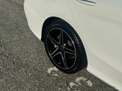 Used 2018 Mercedes-Benz C 300 4MATIC Sedan image 43