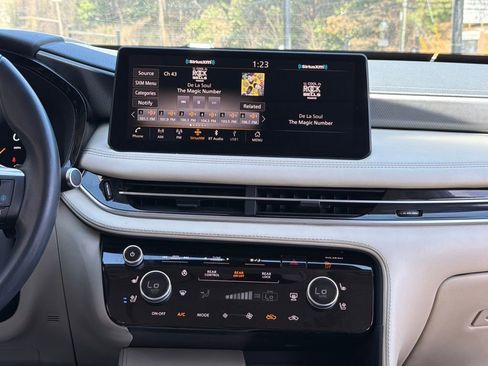 Used 2023 INFINITI QX60 Luxe image 48