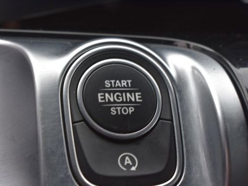 Used 2021 Mercedes-Benz GLB 250 image 27