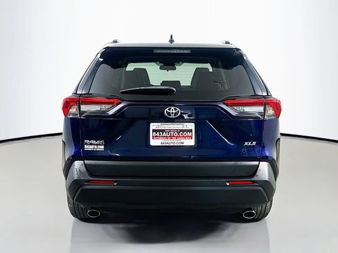 Used 2023 Toyota RAV4 XLE Premium FWD image 6