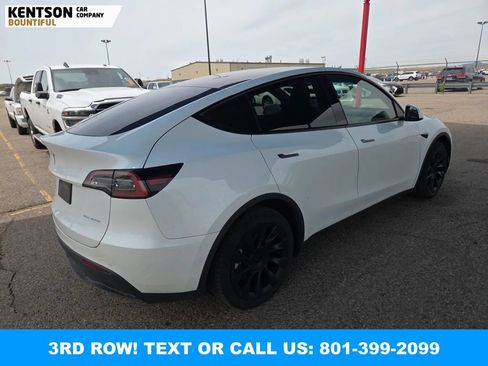 Used 2022 Tesla Model Y Long Range AWD/4WD image 5