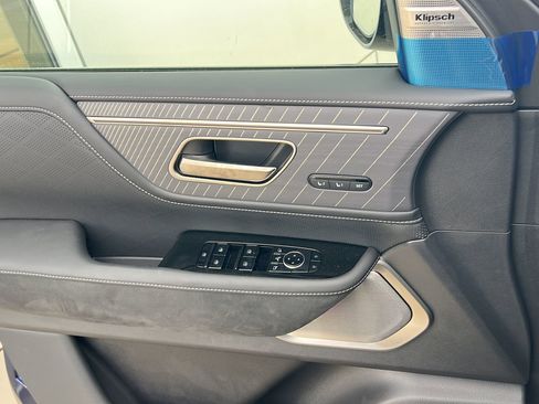 New 2026 INFINITI QX80 Autograph w/ Premium Cargo Package image 26