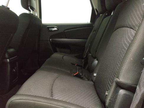 Used 2018 Dodge Journey SE w/ Blacktop Package FWD image 18