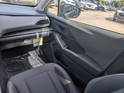 Certified 2026 Subaru Crosstrek 2.5i Premium w/ Convenience Package #2 AWD/4WD image 19