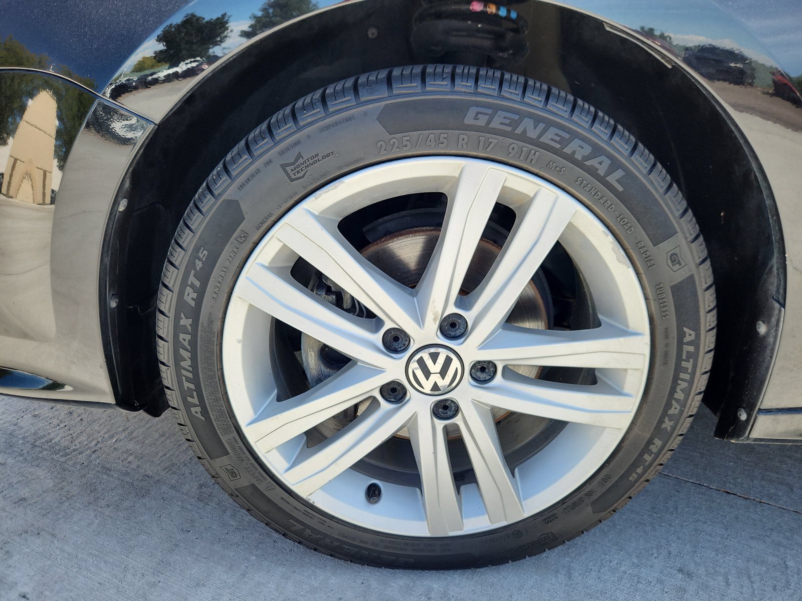 Used 2017 Volkswagen Jetta SEL FWD image 18