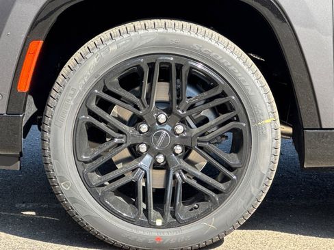 New 2025 Jeep Wagoneer Series II image 26