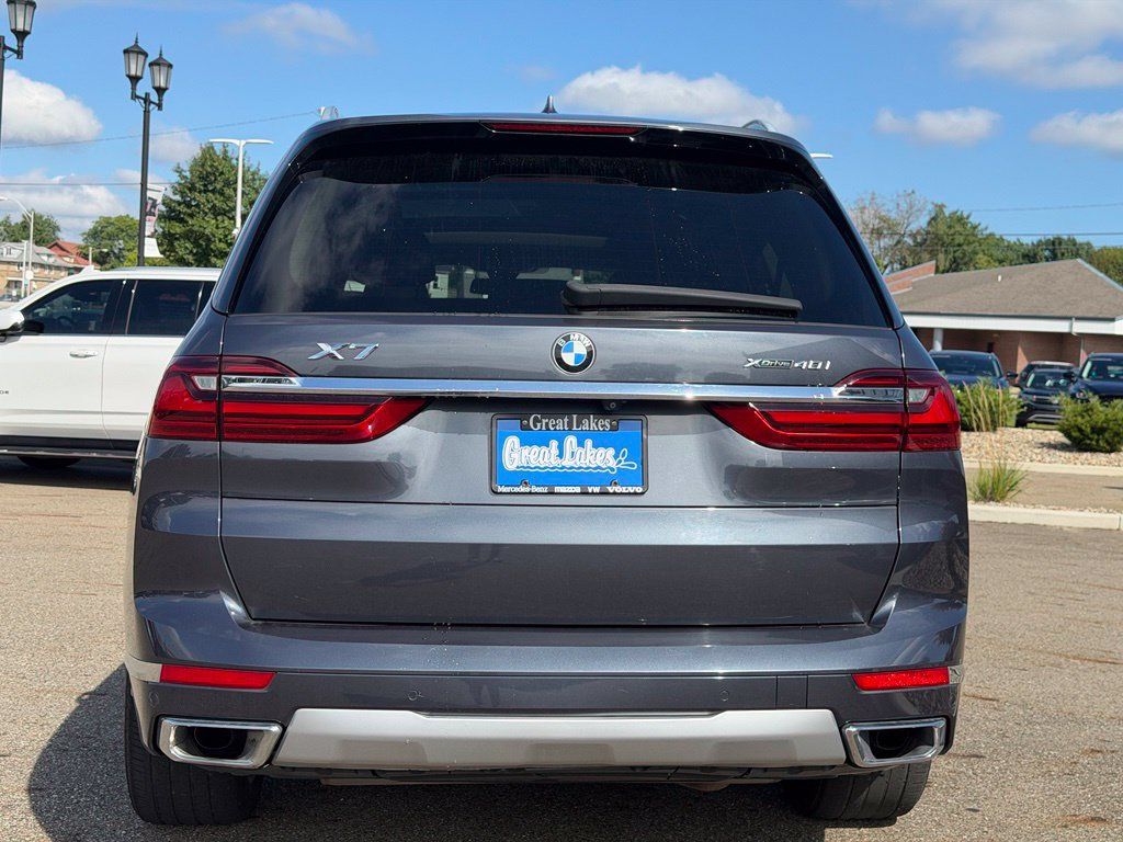 Used 2020 BMW X7 xDrive40i w/ Premium Package AWD/4WD image 4