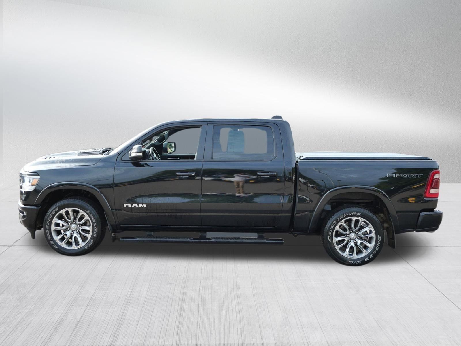 Used 2021 RAM 1500 Laramie w/ Sport Appearance Package AWD/4WD image 4