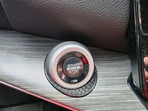 Used 2024 Jeep Wagoneer L Series II w/ Flexible Seating Group image 25