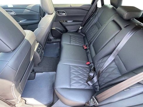 New 2026 Nissan Rogue Platinum w/ Platinum Premium Package AWD/4WD image 24