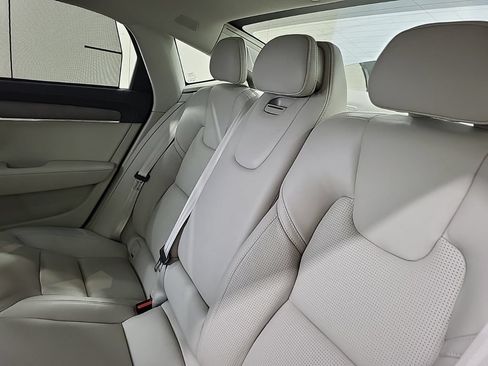 Used 2024 Volvo S90 T8 Ultimate w/ Lounge Package AWD/4WD image 4