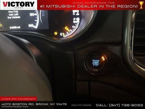 Used 2021 Jeep Grand Cherokee Laredo AWD/4WD image 40