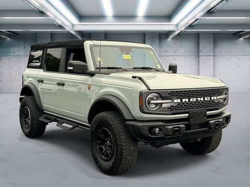 Certified 2023 Ford Bronco Badlands AWD/4WD image 22