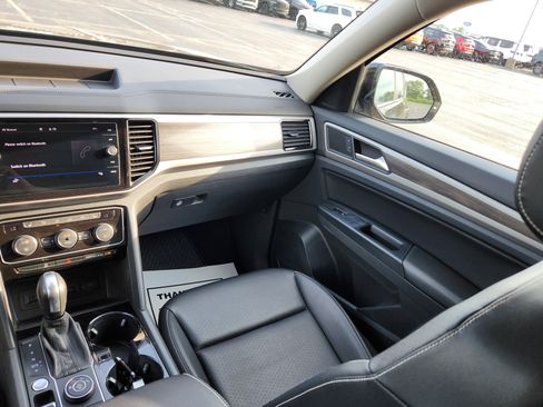 Used 2021 Volkswagen Atlas SEL AWD/4WD image 17