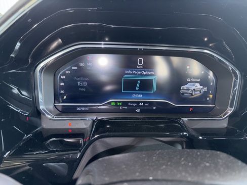 Used 2025 Chevrolet Silverado 1500 LT image 19