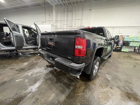 Used 2016 GMC Sierra 2500 SLT w/ Snow Plow Prep Package image 4