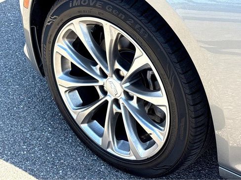 Used 2023 Cadillac CT5 Luxury AWD/4WD image 18