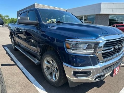 Certified 2019 RAM 1500 Big Horn AWD/4WD image 4