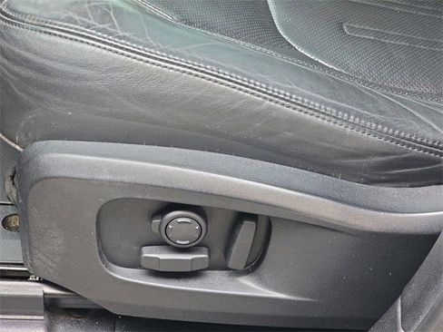 Used 2020 Land Rover Defender 110 HSE image 31