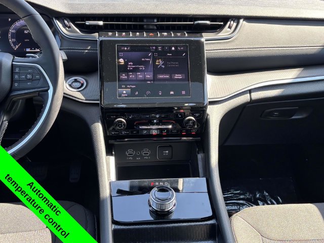 New 2026 Jeep Grand Cherokee L 4WD image 15