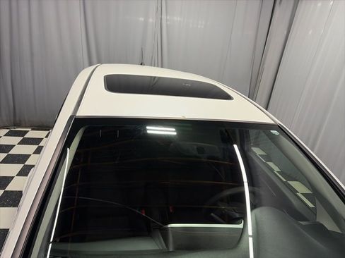 Used 2015 Honda Fit EX image 15