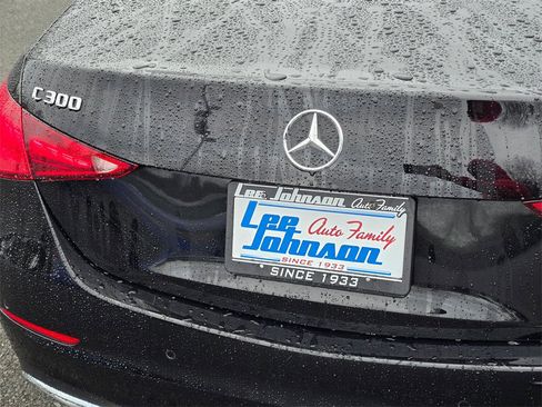 Used 2025 Mercedes-Benz C 300 4MATIC Sedan image 14
