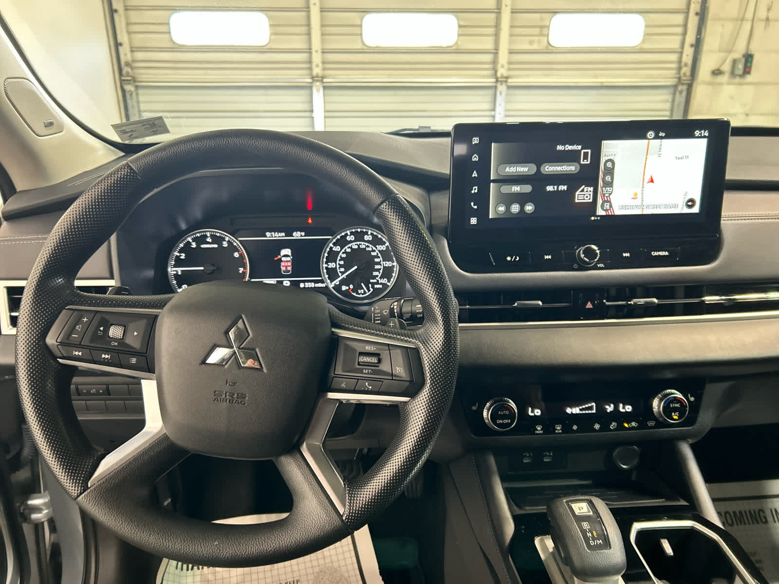 Used 2025 Mitsubishi Outlander ES AWD/4WD image 7