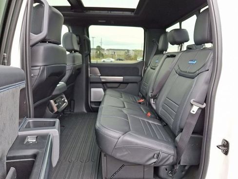 Certified 2026 Ford F250 Platinum w/ Tremor Off-Road Package image 10