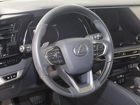 Used 2023 Lexus RX 350 Premium image 6