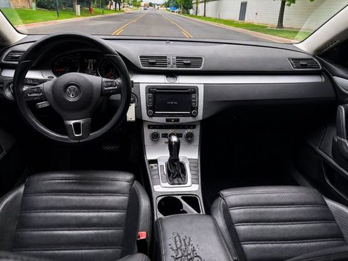 Used 2013 Volkswagen CC Sport FWD image 11