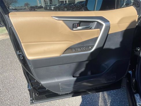 New 2025 Toyota RAV4 XLE Premium image 20