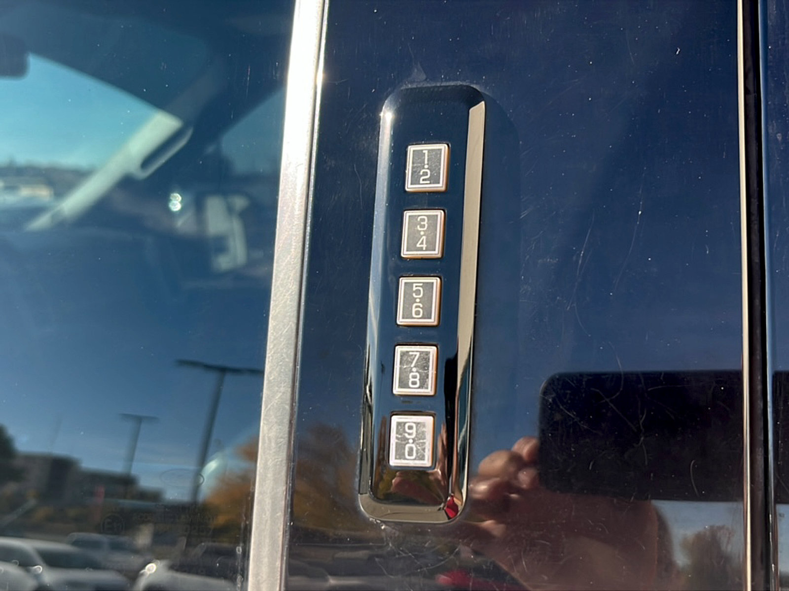 Used 2019 Ford F150 Platinum w/ Technology Package AWD/4WD image 10