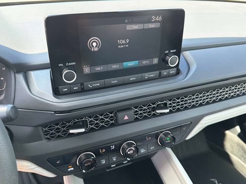 Used 2024 Honda Accord EX image 19
