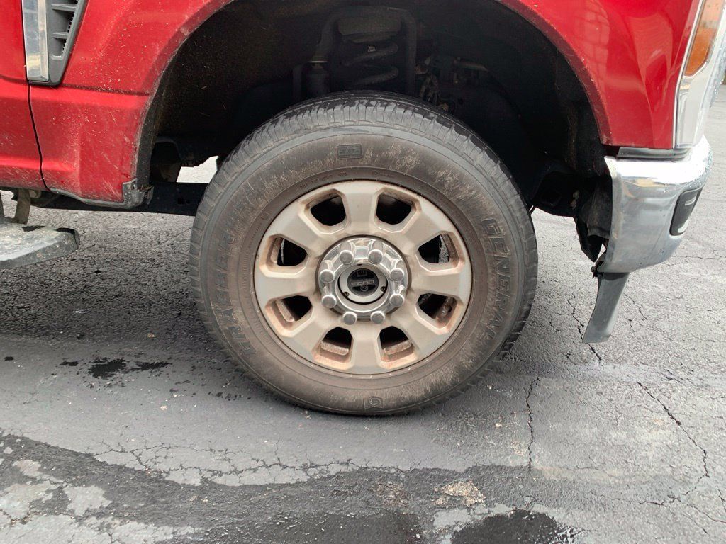 Used 2024 Ford F350 XLT AWD/4WD image 21