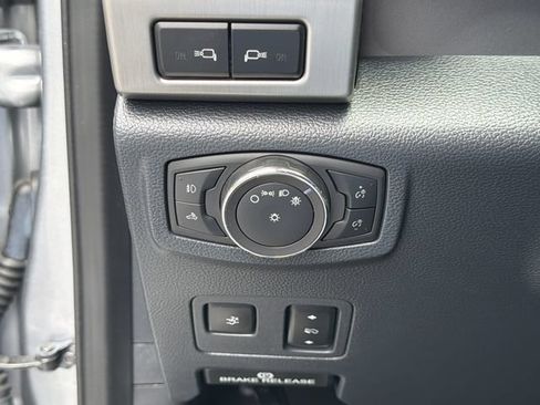 Used 2022 Ford F350 Platinum AWD/4WD image 29