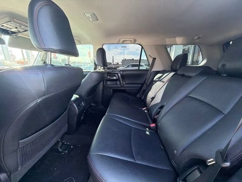 Used 2020 Toyota 4Runner TRD Off-Road Premium AWD/4WD image 23
