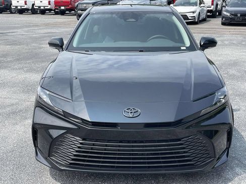 Used 2026 Toyota Camry LE w/ Convenience Package FWD image 8