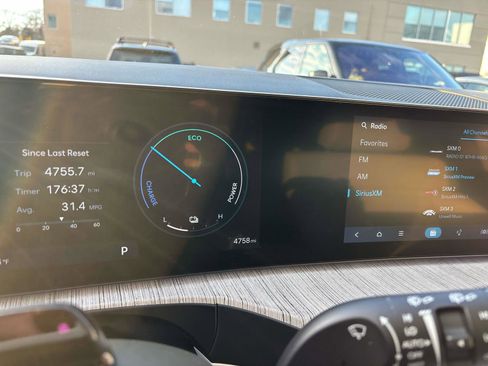 Certified 2025 Hyundai Santa Fe Calligraphy image 23