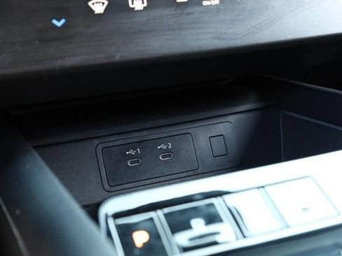 Certified 2025 Nissan Murano SV AWD/4WD image 15